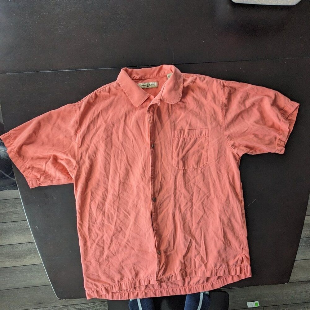 Tommy Bahama Mens Large Coral Pink 100% Silk Short Sleeve Button Down Camp Shirt